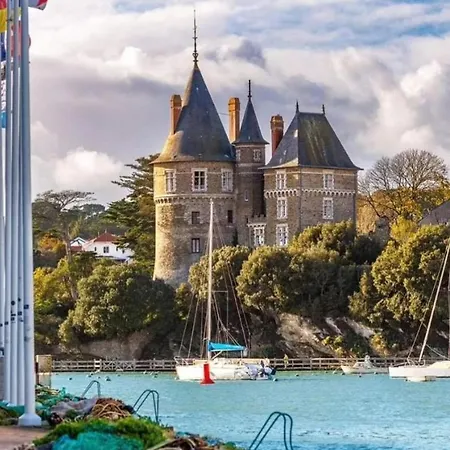 3 Pieces Proche Commerces Et Golf