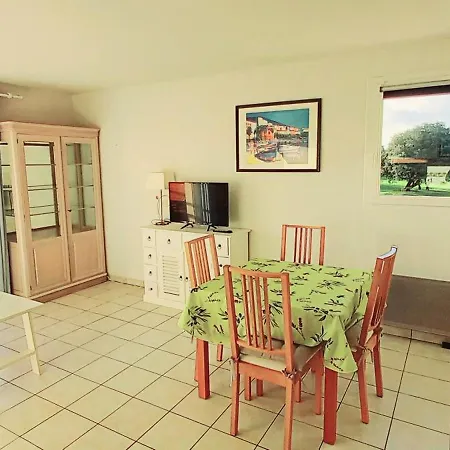 Apartamento 3 Pieces Proche Commerces Et Golf